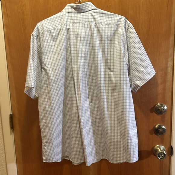 Eddie Bauer button-down collared shirt, size XXL - Picture 5 of 5